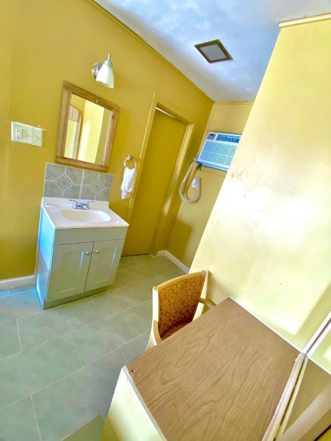 Tropic Motel Aransas Pass Exterior photo